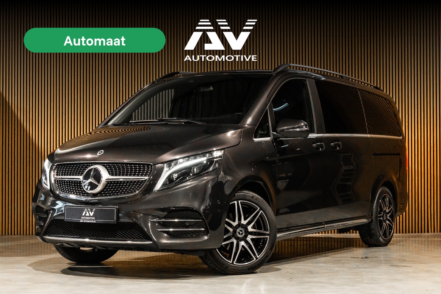 Mercedes-Benz V-klasse - 300d DC | AMG | 4-Matic | 360 Camera | Stoelventilatie | CarPlay | Navigatie | Lederen bek - AutoWereld.nl