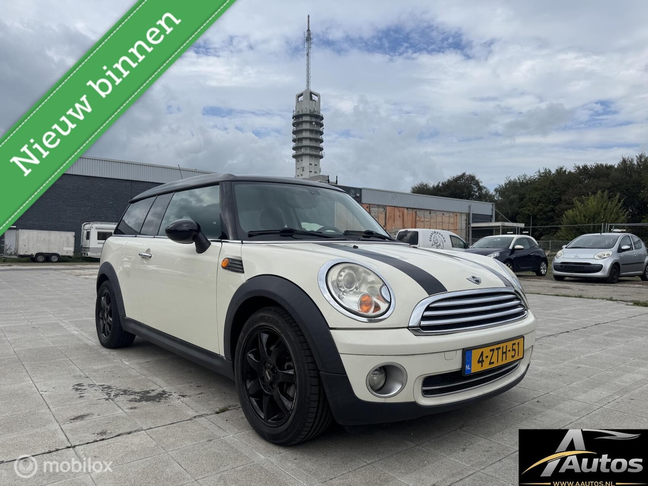 MINI Clubman - 1.6 Cooper- Pano- Stoelverw- - AutoWereld.nl