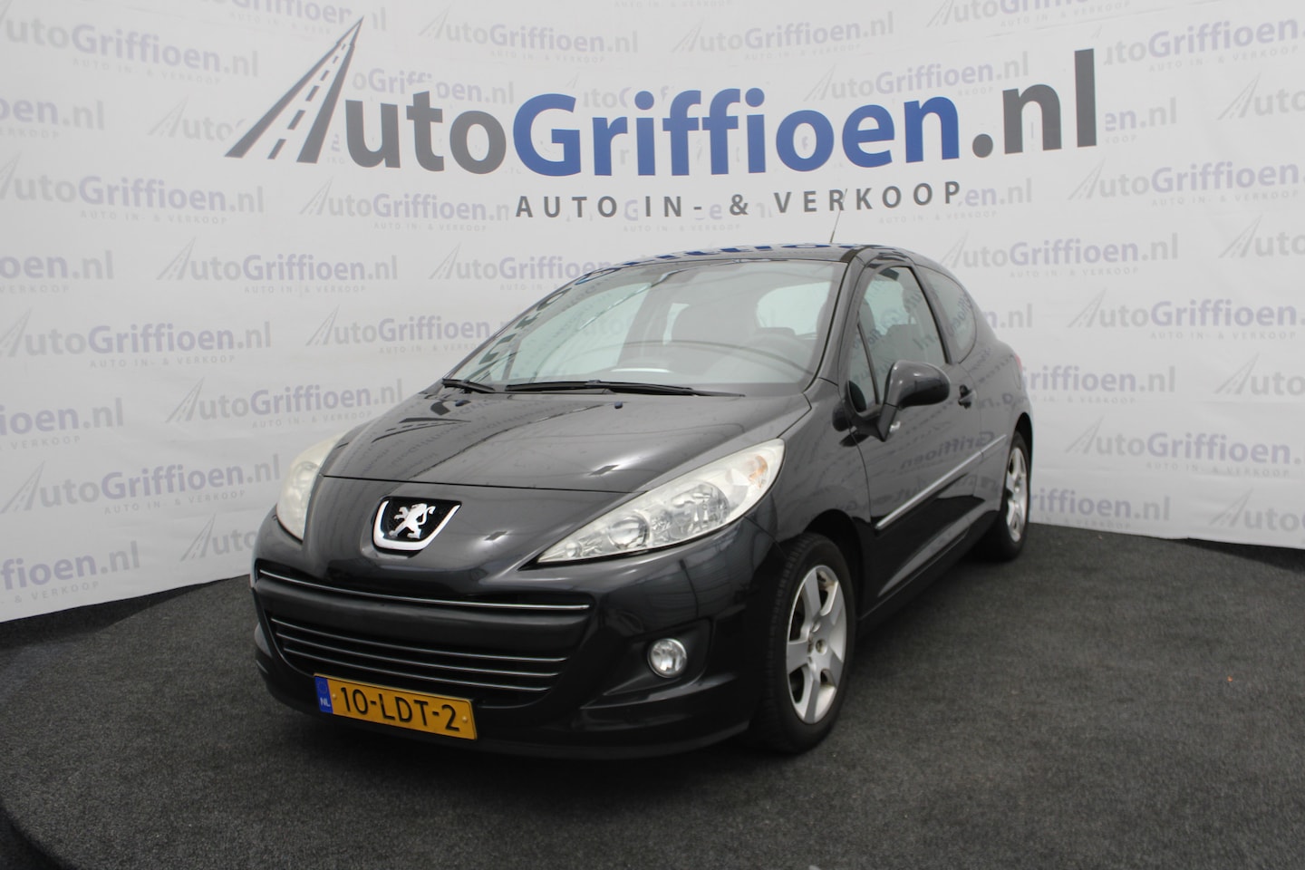 Peugeot 207 - 1.6 VTi Première nette hatchback met trekhaak - AutoWereld.nl