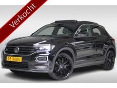 Volkswagen T-Roc - 1.5 TSI Sport R-Line DSG Panoramadak | El. Achterklep | Beats Audio | Suzuka 19" Zwart