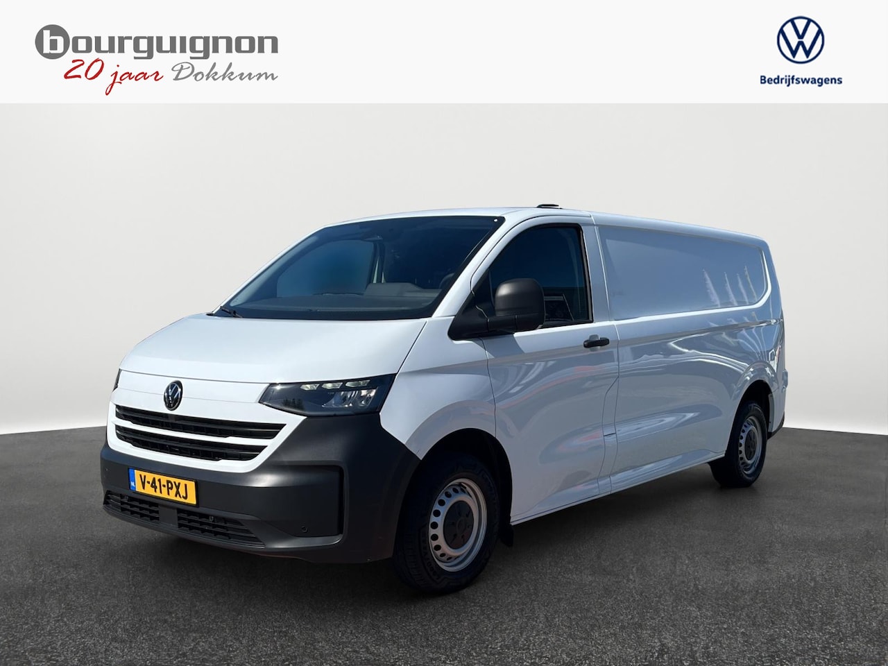 Volkswagen Transporter - 2.0 TDI L2H1 30 | 110Pk | Airco | Trekhaakvoorbereiding | Achterdeuren | Navi via App | A- - AutoWereld.nl