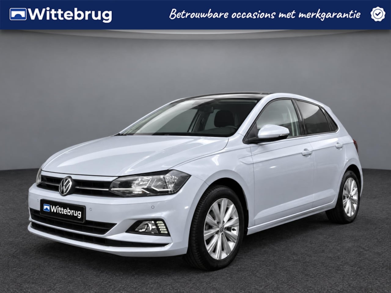 Volkswagen Polo - 1.0 TSI 95pk Highline Executive / Navigatie / Carplay / Parkeer sensoren V+A / Carplay / 1 - AutoWereld.nl