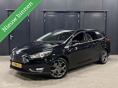 Ford Focus Wagon - 1.5 Titanium Edition trekhaak/18inch/netjes