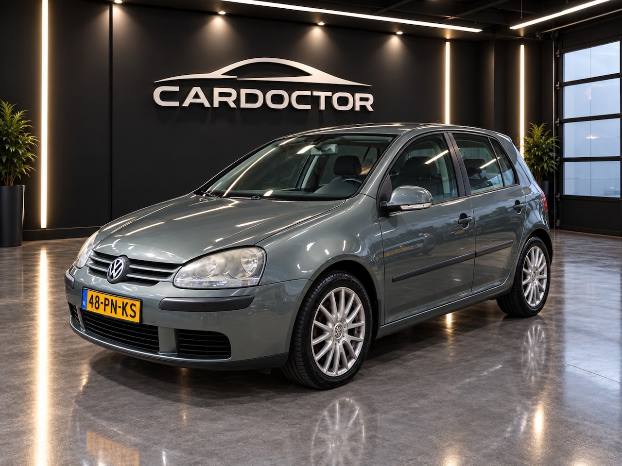 Volkswagen Golf - 1.4 Carplay - Airco - NW APK - NAP! - AutoWereld.nl