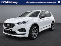 SEAT Tarraco - 1.4 TSI e-Hybrid PHEV 245pk FR DSG Automaat / 20"LM velgen / Trekhaak / Navigatie / Parkee