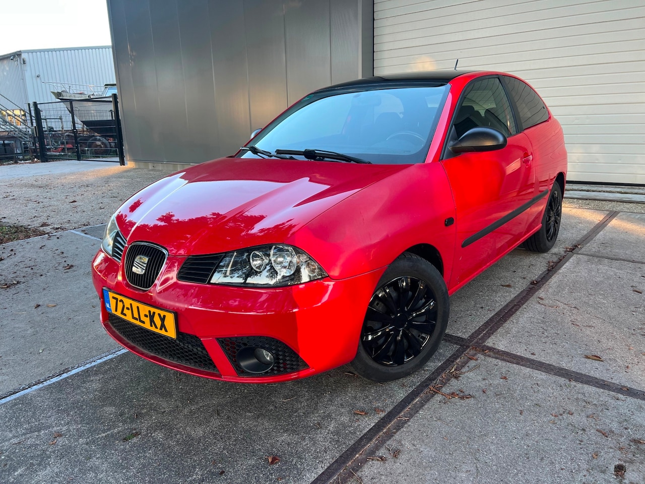SEAT Ibiza - 1.4-16V Stella Airco/Cruise Jaar apk - AutoWereld.nl