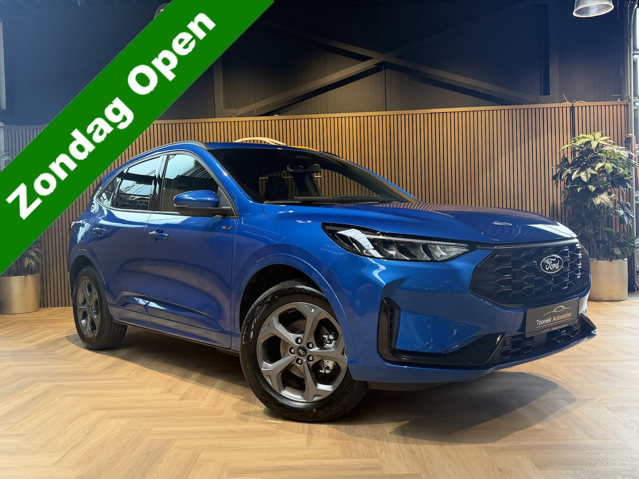 Ford Kuga - 2.5 PHEV ST-Line | WINTERPAKKET | VERWARMD STUUR/STOELEN | 243 PK - AutoWereld.nl