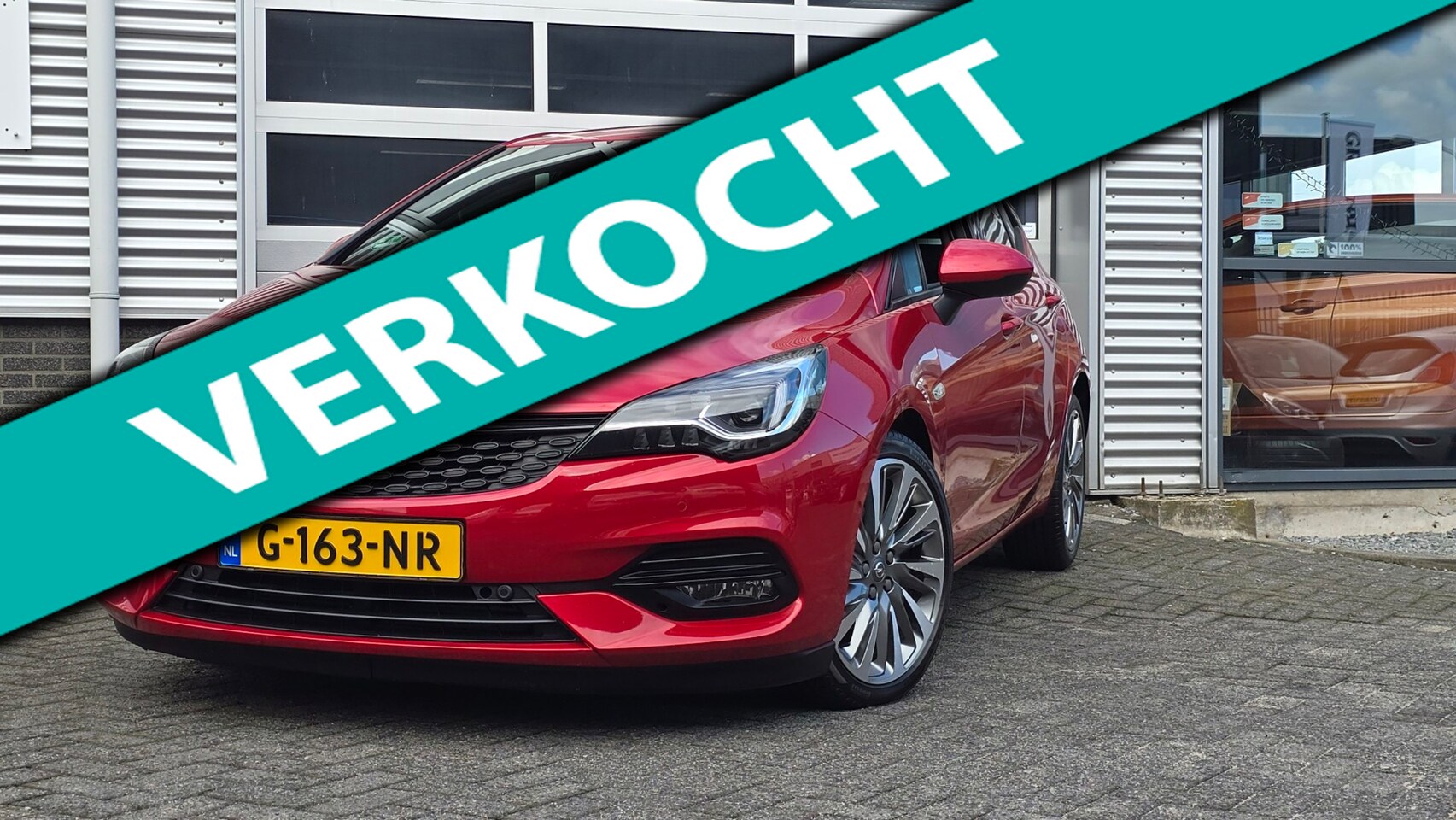 Opel Astra - 1.2 Launch Elegance Bomvol opties, full OH, Carplay - AutoWereld.nl
