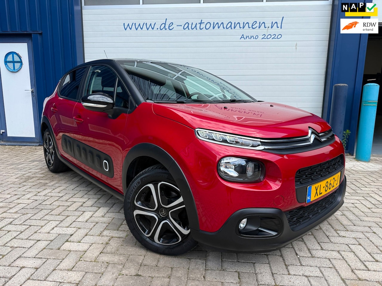 Citroën C3 - 1.2 PureTech Feel Edition / ECC / CRUISE / NAVI / APPLE CARPLAY / TREKHAAK / APK 09-27 - AutoWereld.nl