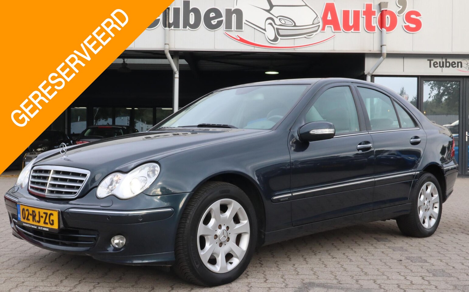 Mercedes-Benz C-klasse - 240 Elegance | Trekhaak | Cruise control | Stoelverwarming | Automaat | Nette auto! - AutoWereld.nl