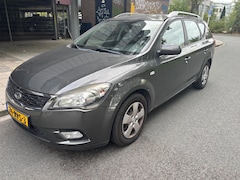 Kia Cee'd Sporty Wagon - 1.4 CVVT Comfort Pack / Airco / Elek ramen