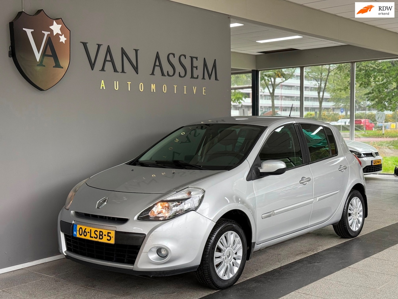 Renault Clio - 1.2 Collection|NWE KOPPELING|2e Eigenaar - AutoWereld.nl