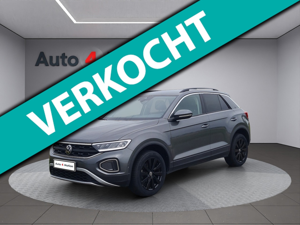 Volkswagen T-Roc - 1.5 TSI Style AUT MET LED I NAVIG I ANDROID i TREKHAAK - AutoWereld.nl