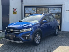 Dacia Sandero Stepway - 1.0 TCe 90 Comfort Automaat | 30.840 km | Camera | CarPlay | Stoelverwarming