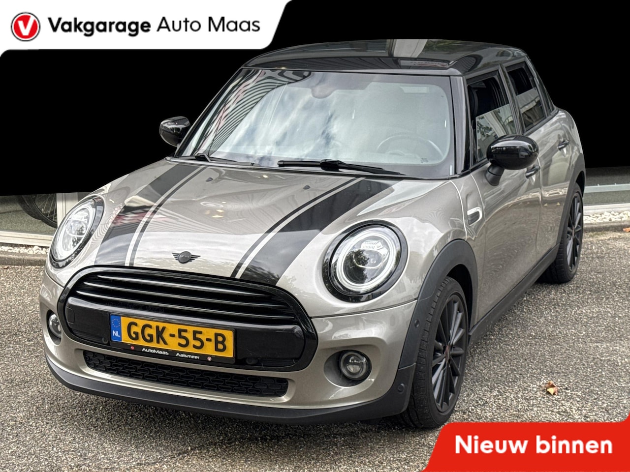 MINI 5-Deurs - 1.5 Cooper 60 Years Edition - AutoWereld.nl