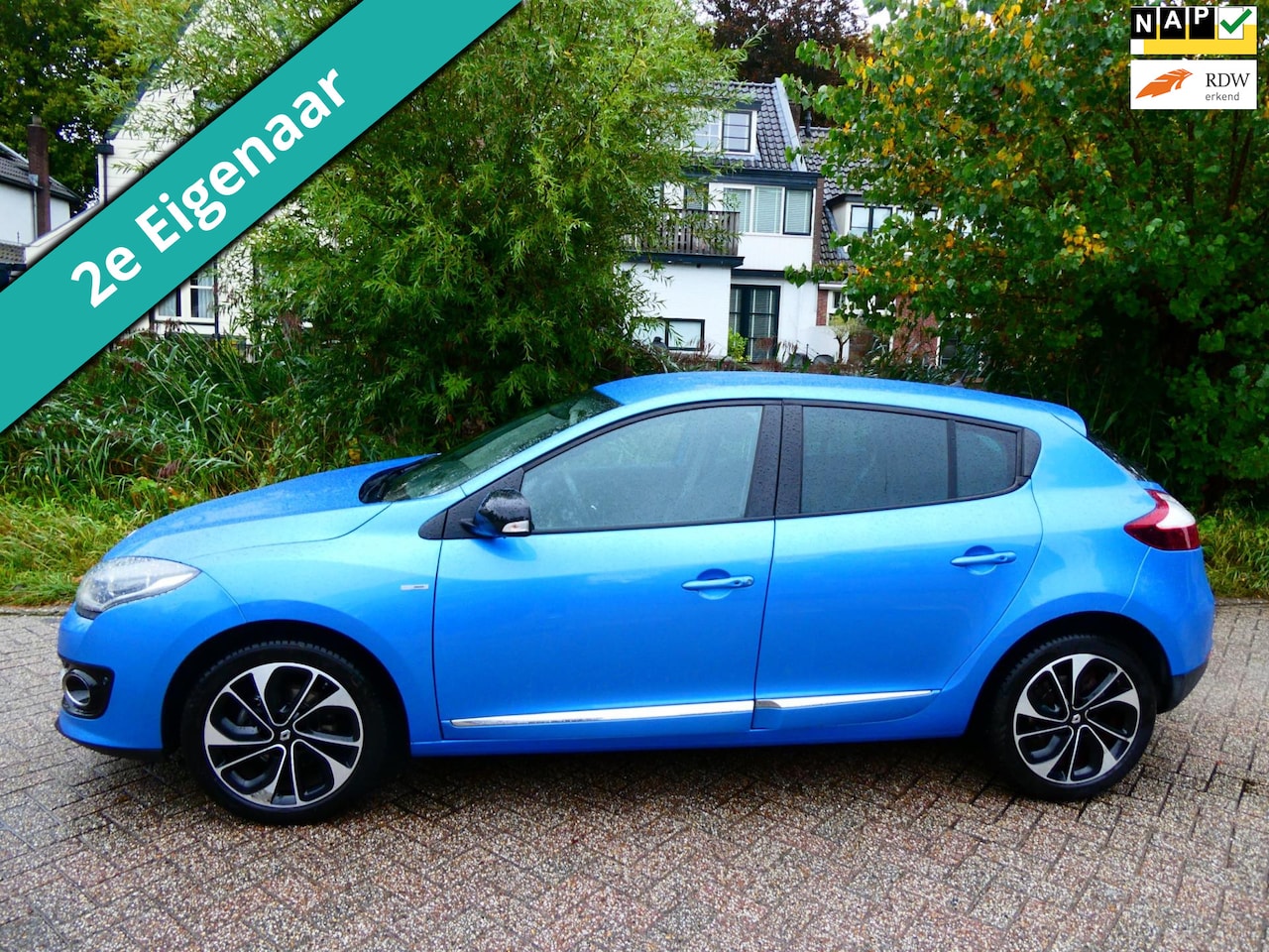 Renault Mégane - 1.2 TCe Bose 5-deurs 116pk 2e eig. Clima Cruise Navi PDC - AutoWereld.nl
