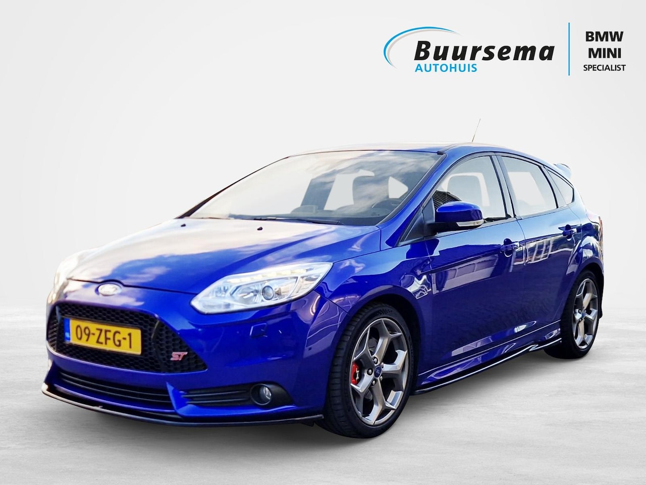 Ford Focus - 2.0 EcoB. ST-3 | Liefhebbersauto | Complete documentatie aanwezig | 250 PK | - AutoWereld.nl