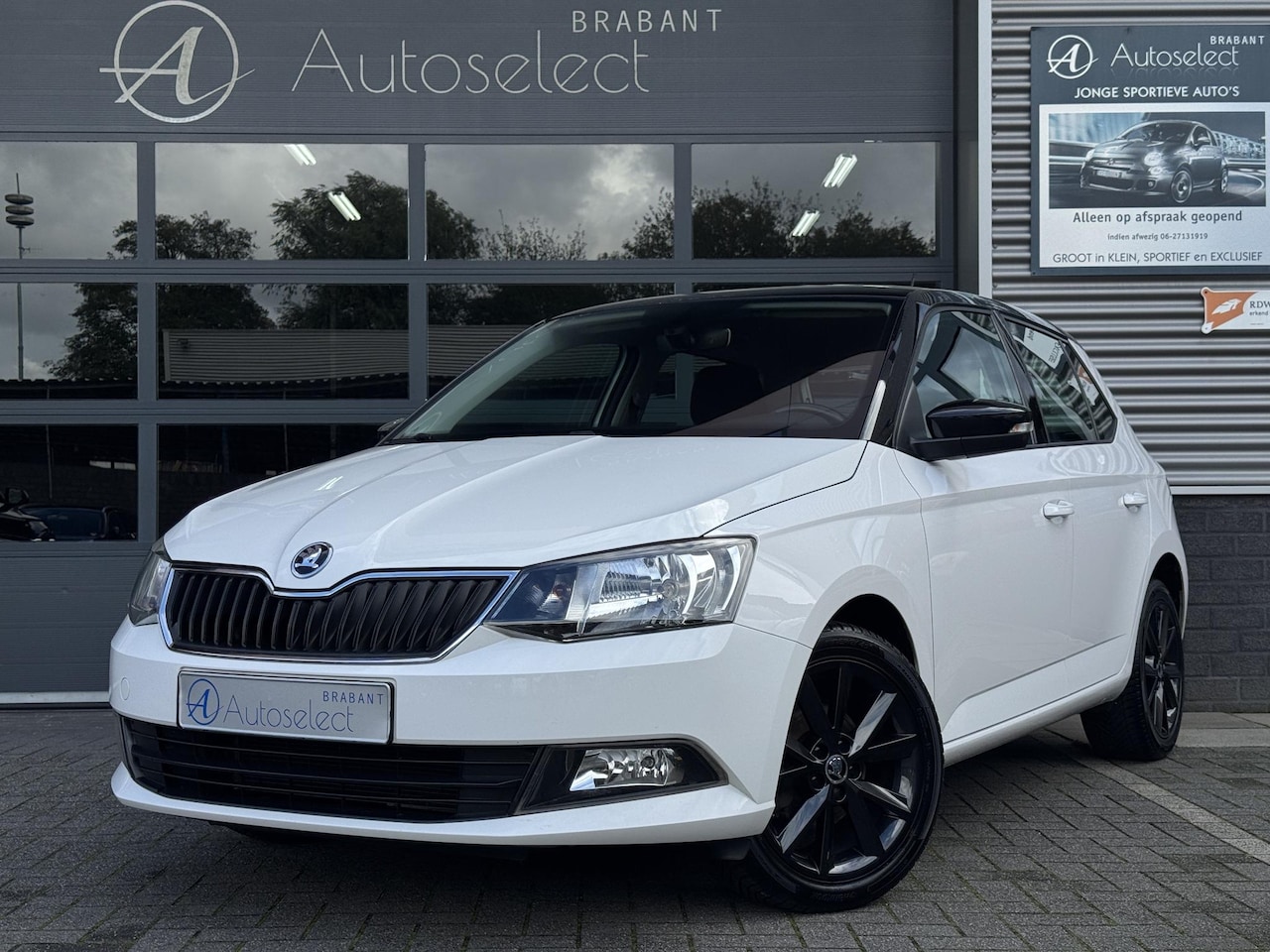 Skoda Fabia - 1.0 Style Clima | PDC | 1e Eigenaar - AutoWereld.nl
