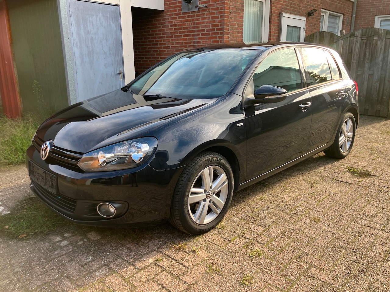 Volkswagen Golf - 1.2 TSI 105ps 6bak Highline match leder cruise keyless - AutoWereld.nl