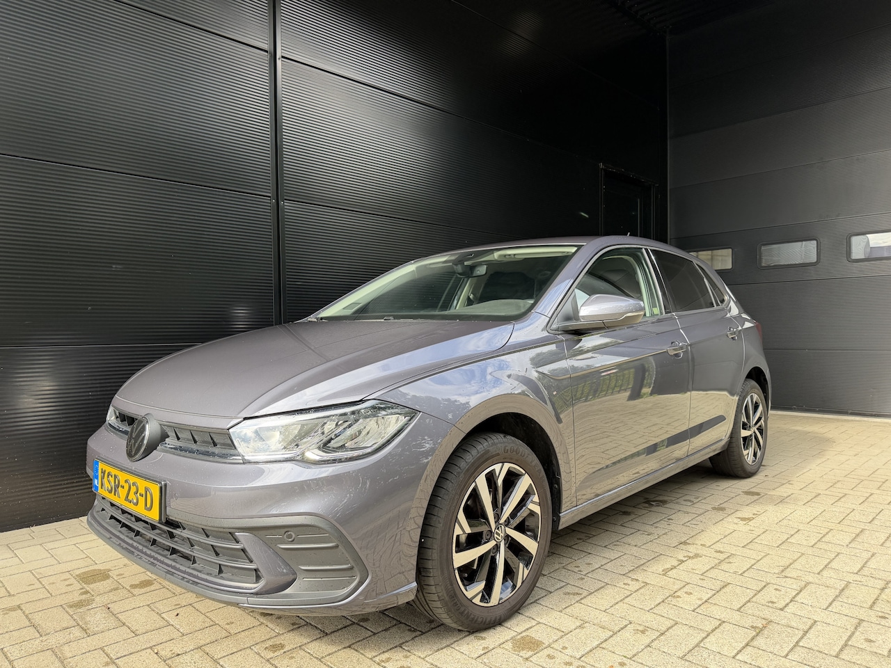 Volkswagen Polo - 1.0 TSI Life Edition ´PRIJS INCL BTW, FABRIEKS GARANTIE, CARPLAY, CAMERA - AutoWereld.nl