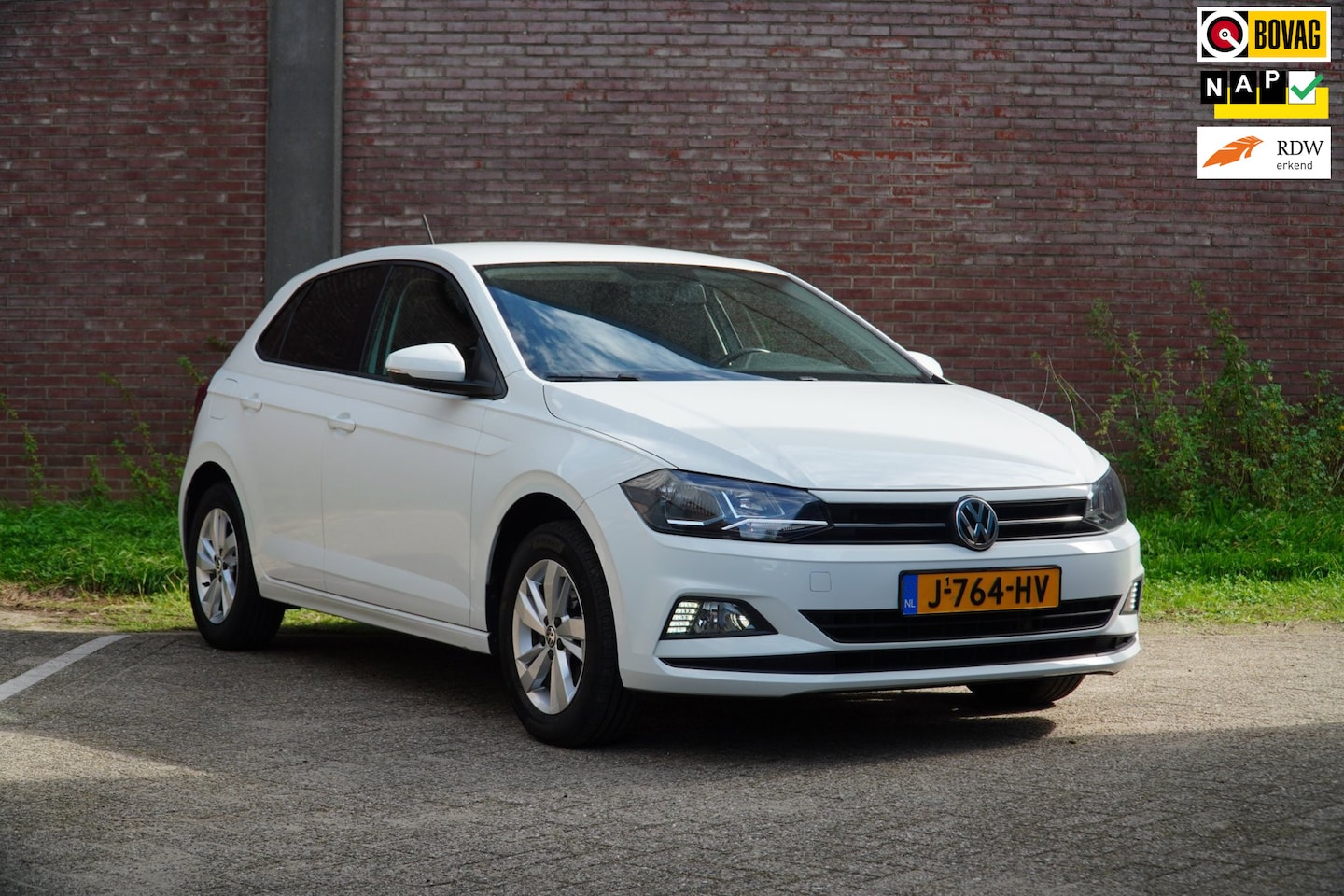Volkswagen Polo - 1.0 TSI Comfortline Automaat 95PK, Airco, Apple Carplay, Navigatie, cruise, LM Velgen, Ned - AutoWereld.nl