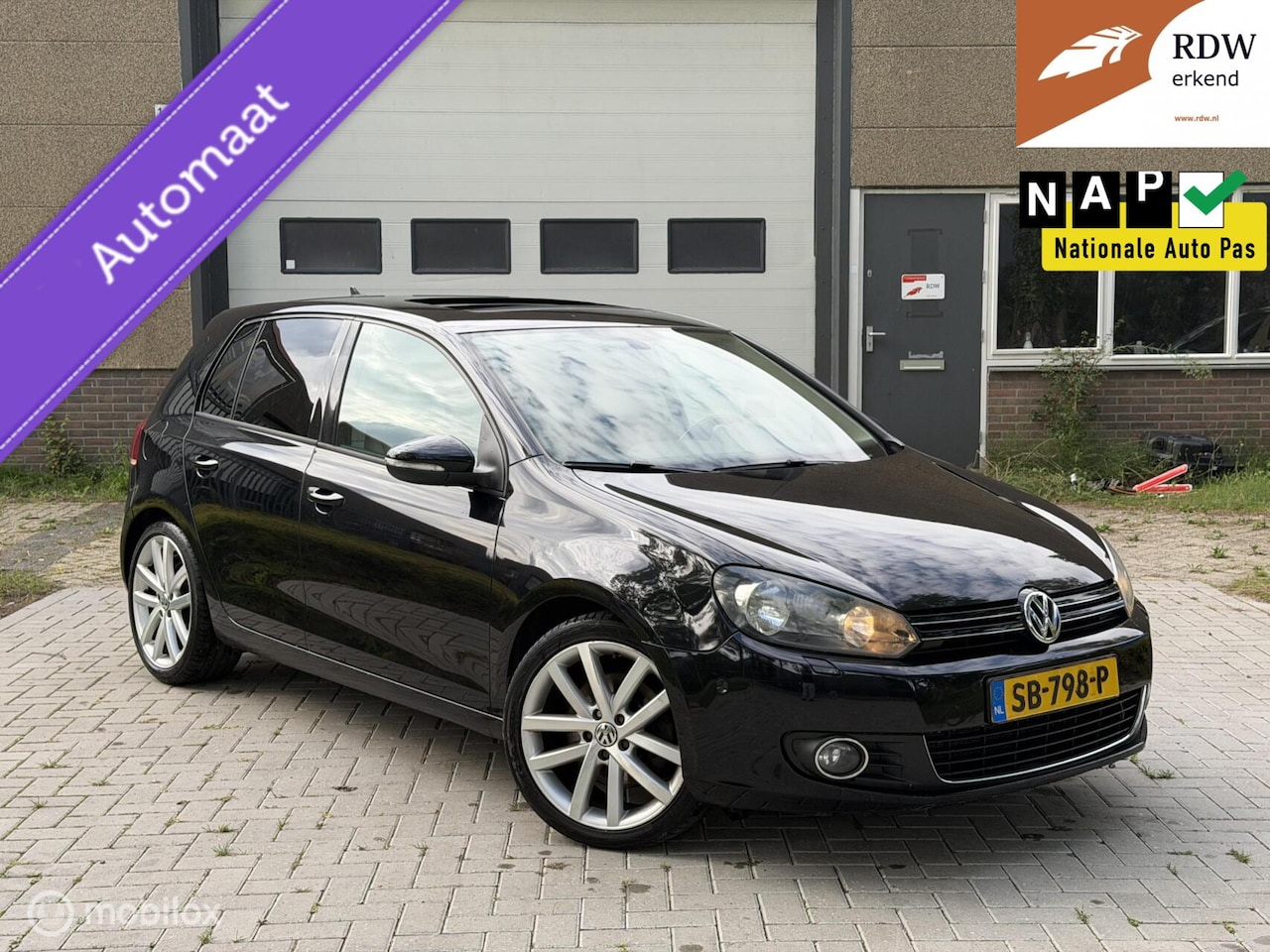 Volkswagen Golf - 1.4 TSI R-Line Edition AUTOMAAT|PANO|CARPLAY - AutoWereld.nl