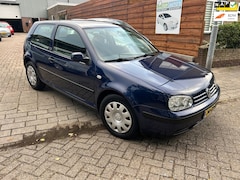 Volkswagen Golf - 1.6-16V Trendiness zeer nette en nieuwe apk