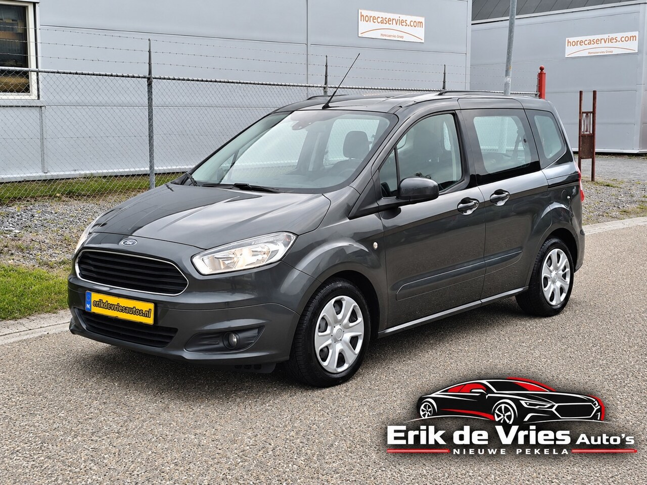 Ford Tourneo Courier - 2x op voorraad ) 1.0 Titanium - AutoWereld.nl