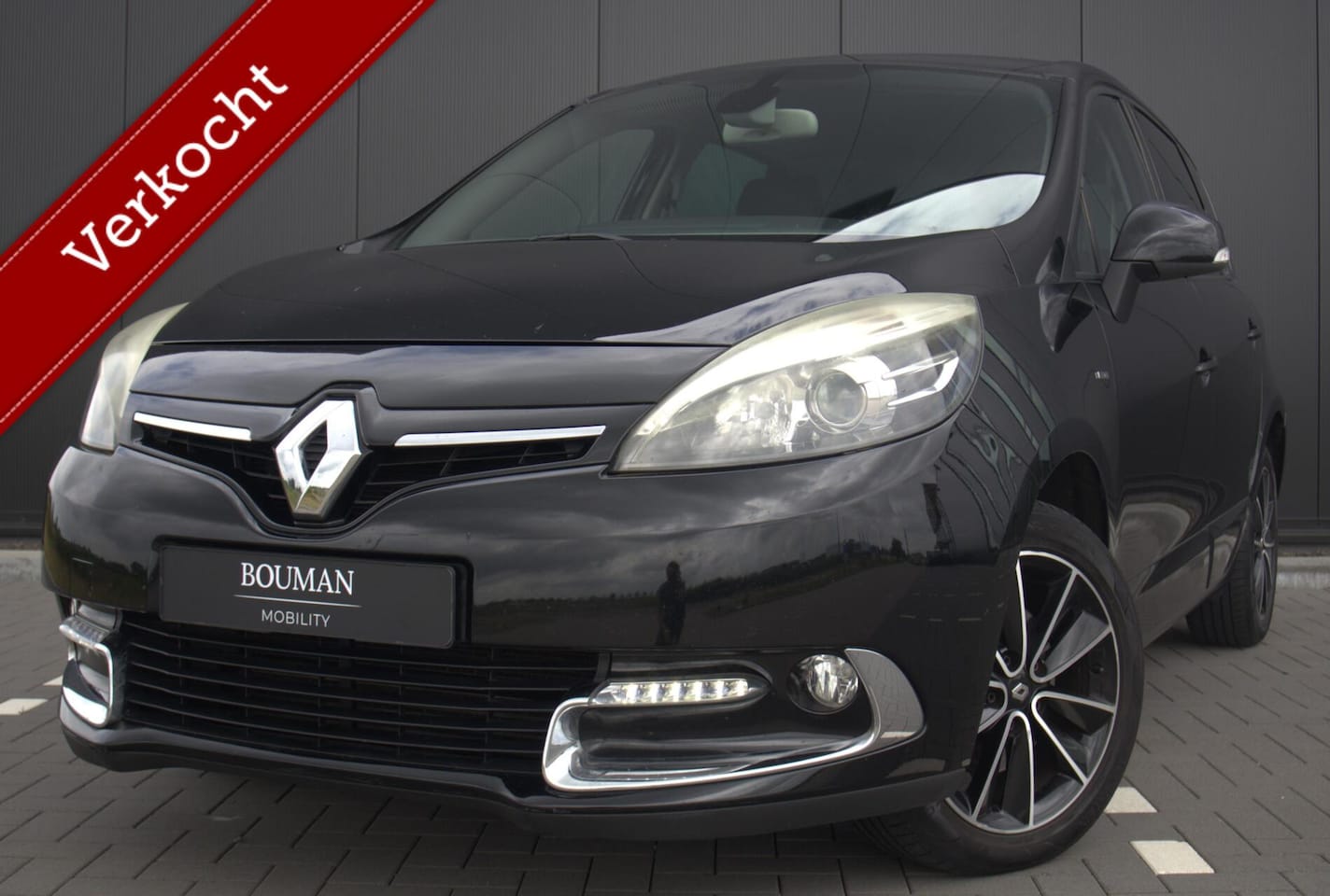 Renault Scénic - 1.2 Bose, ZWART, CLIMATE, PDC, CRUISE, NAVI - AutoWereld.nl