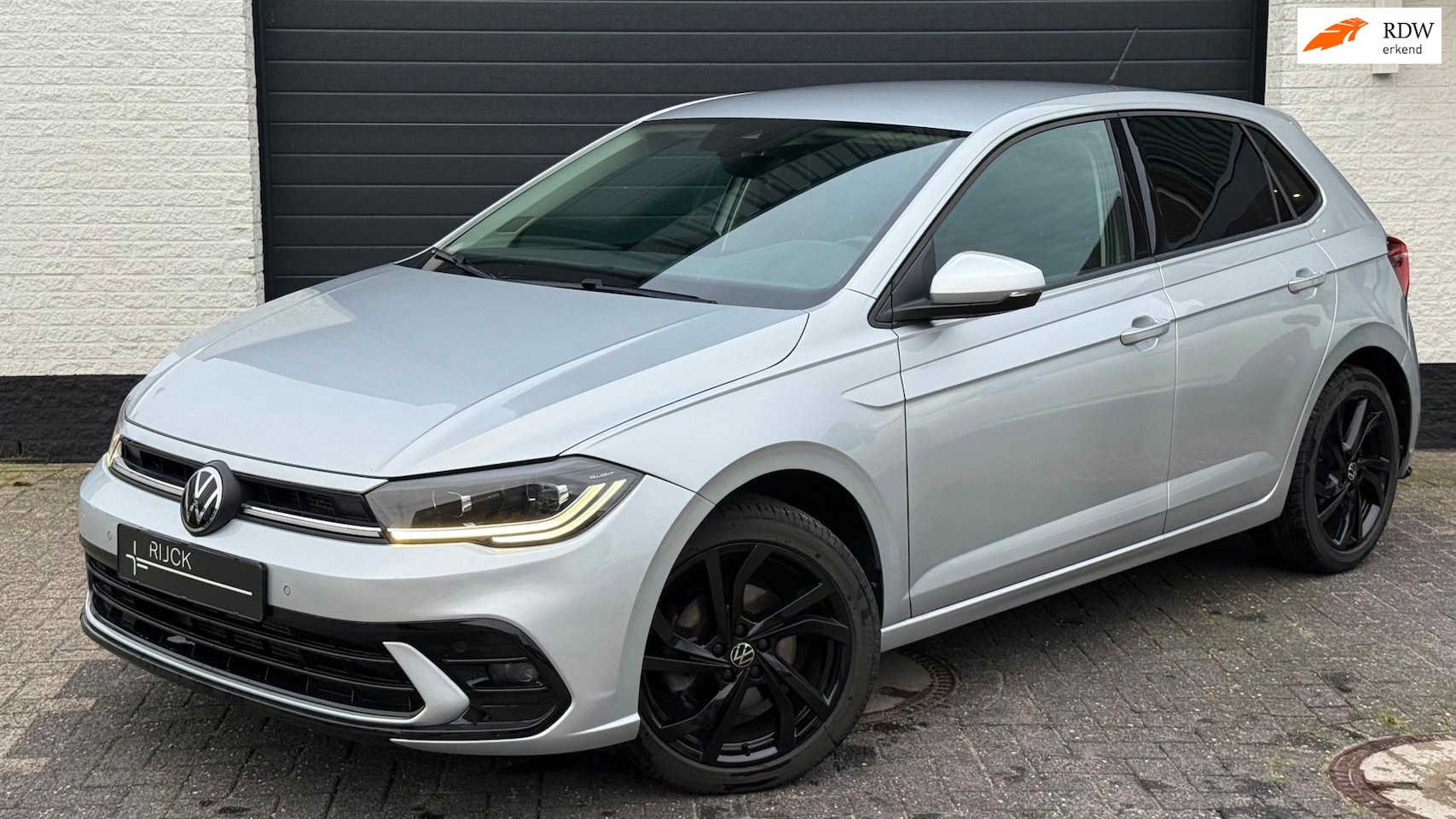 Volkswagen Polo - 1.0 TSI R-Line Business DSG | Camera | CarPlay | Digital Cockpit - AutoWereld.nl