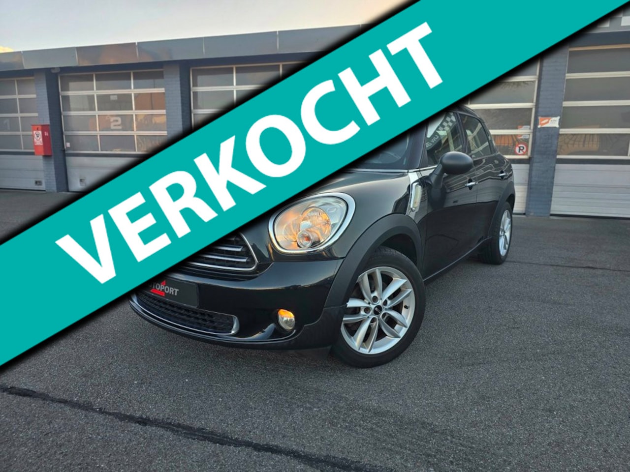 MINI Countryman - 1.6 One Chili 1ste EIGNR|17" velgen|PDC - AutoWereld.nl