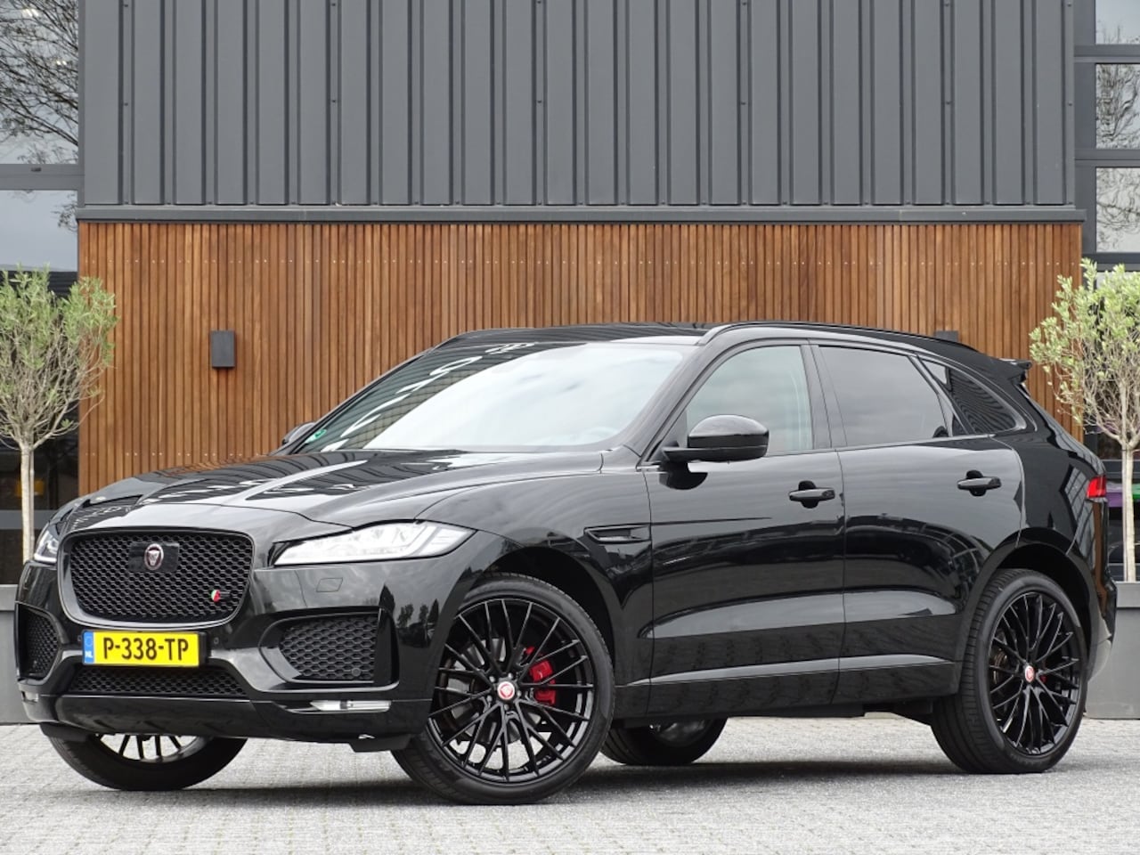 Jaguar F-Pace - 3.0 S/C S 381PK / ACC / LED - AutoWereld.nl