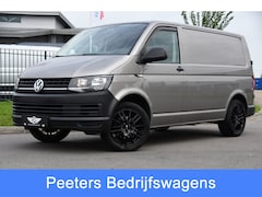 Volkswagen Transporter - 2.0 TDI L1H1 PB Edition Camera, Airco, Trekhaak, Multimedia, 85pk, Radio, Uniek