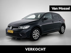 Volkswagen Polo - 1.0 TSI Life | 95 PK | Digital Cockpit | Airco | Parkeersensoren | Navigatie | Apple Carpl
