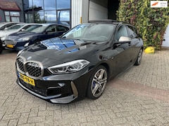 BMW 1-serie - M135i xDrive High Executive, PANO, HUD, Camera