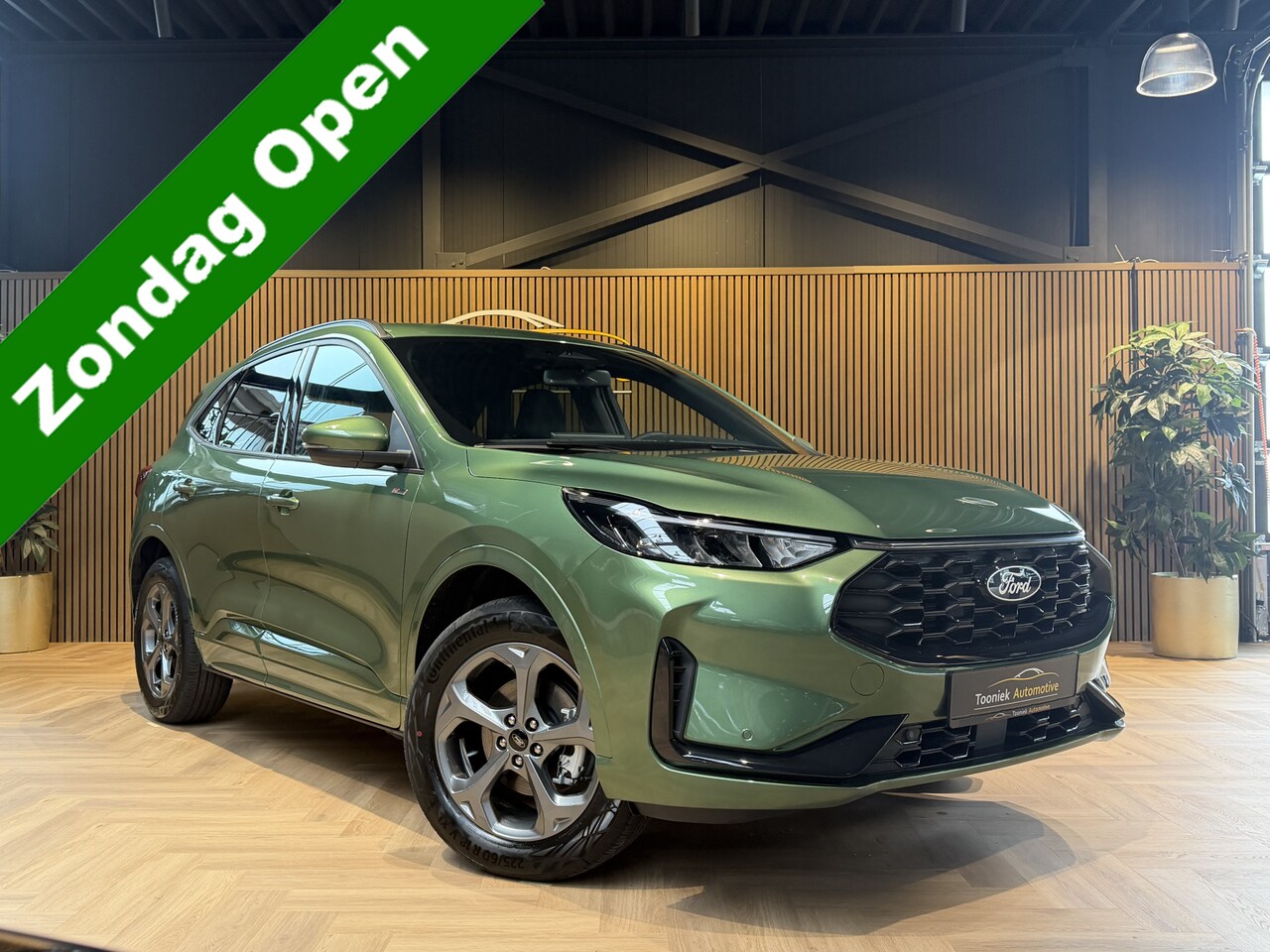 Ford Kuga - 2.5 PHEV ST-Line | 243 PK | WINTERPAKKET | VERWARMD STUUR/STOELEN | - AutoWereld.nl