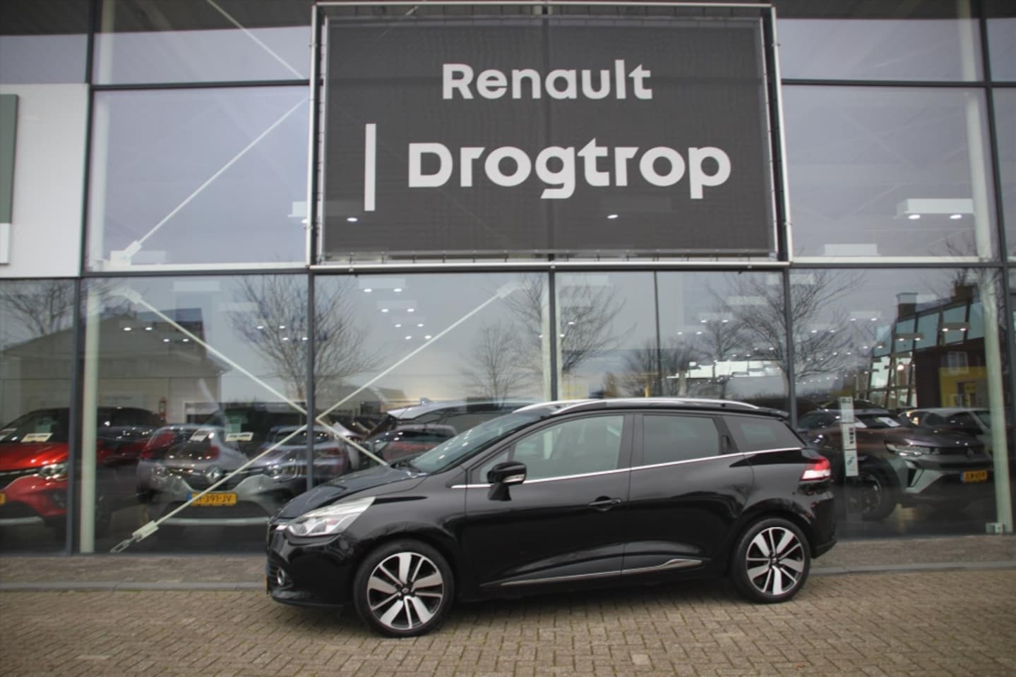 Renault Clio - 120PK-DYNAMIQUE-AUTOM-93DKM-NAVI-AIRCO-LMV- - AutoWereld.nl