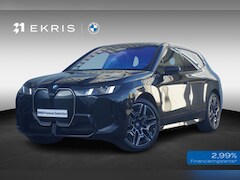 BMW iX - xDrive45 | M Sportpakket | Panoramadak Sky Lounge | Luchtvering | Stoelventilatie | Harman