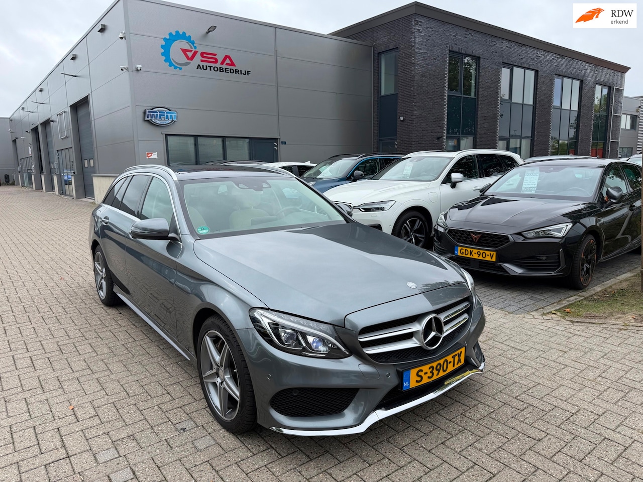 Mercedes-Benz C-klasse Estate - 400 4MATIC Prestige|Head-up|Pano|Trekhaak|Camera|AMG|4-seizoen|stoelvw|Cruise|Elektrische - AutoWereld.nl