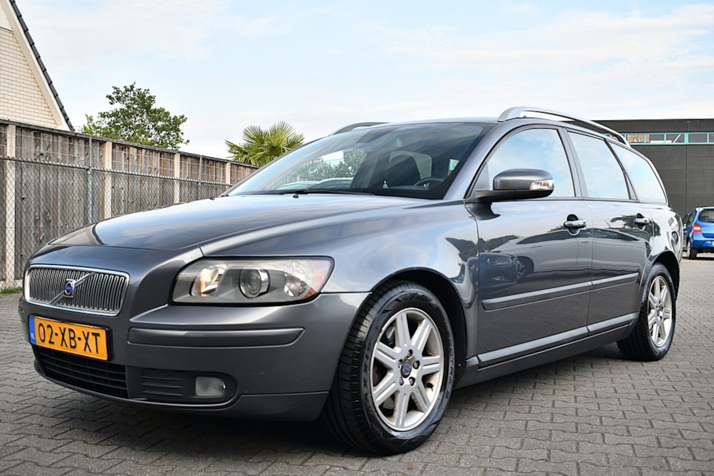 Volvo V50 - 2.4 Edition I Automaat | Clima | Cruise | Trekhaak - AutoWereld.nl