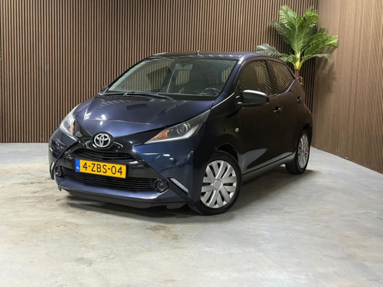 Toyota Aygo - 1.0 VVT-i x-play 1.0 VVT-i x-play - AutoWereld.nl