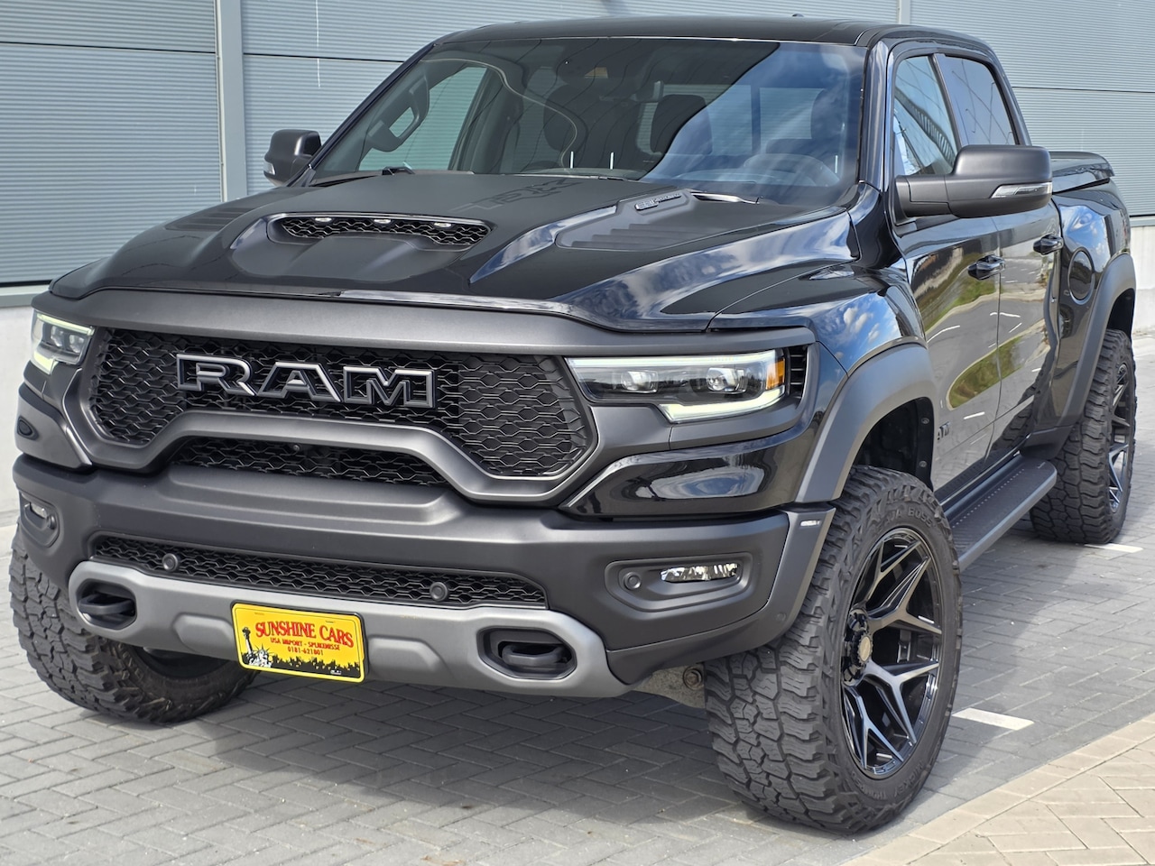 Dodge Ram 1500 - TRX 6.2 SUPERCHARGED HELLCAT 4X4 CREW CAB FINAL EDITION!! FULL OPTIONS - AutoWereld.nl