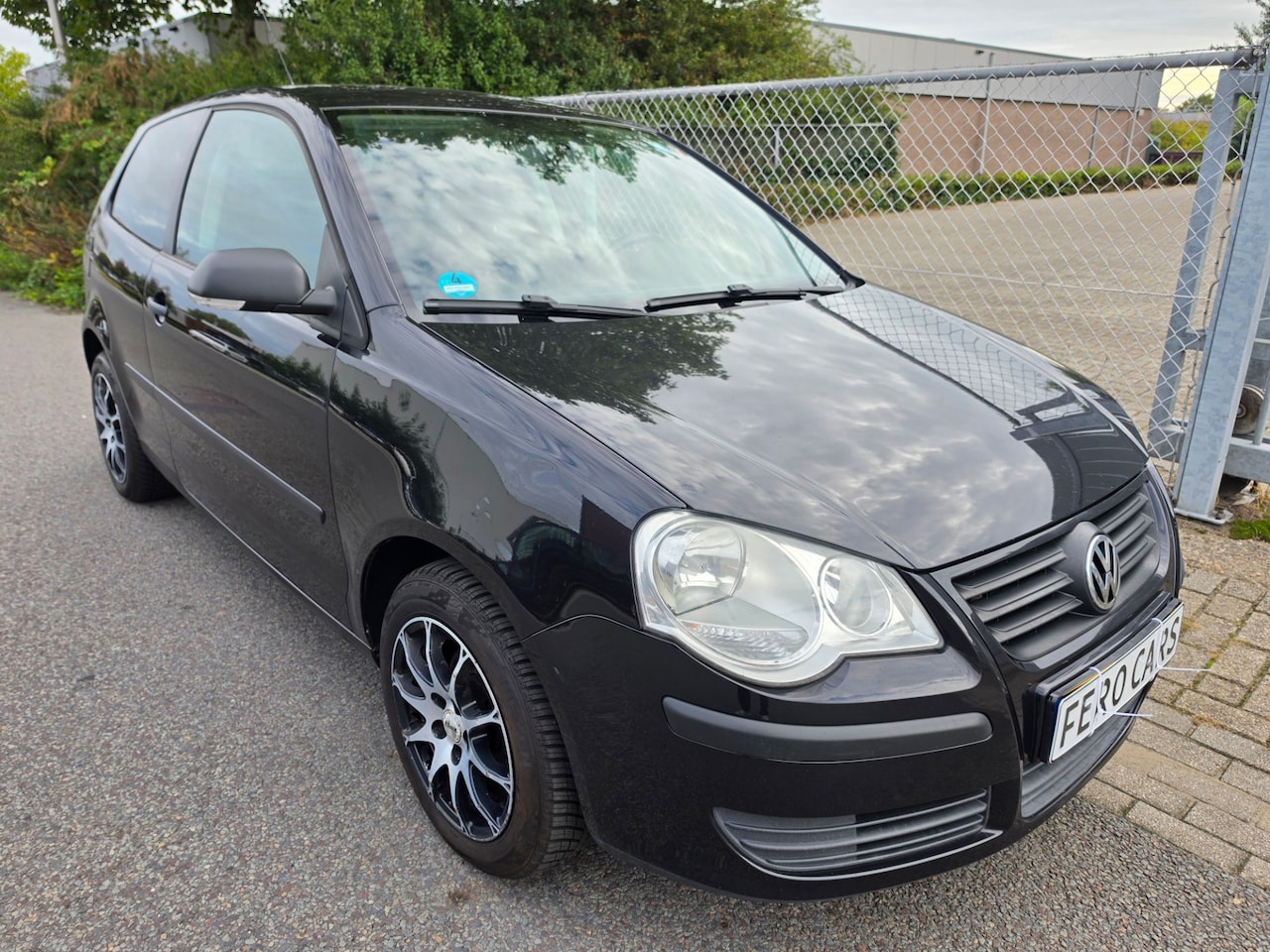 Volkswagen Polo - 1.4-16V Sportline NW APK Cruise/Airco 1750,- - AutoWereld.nl
