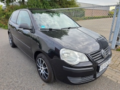 Volkswagen Polo - 1.4-16V Sportline NW APK Cruise/Airco 1750,