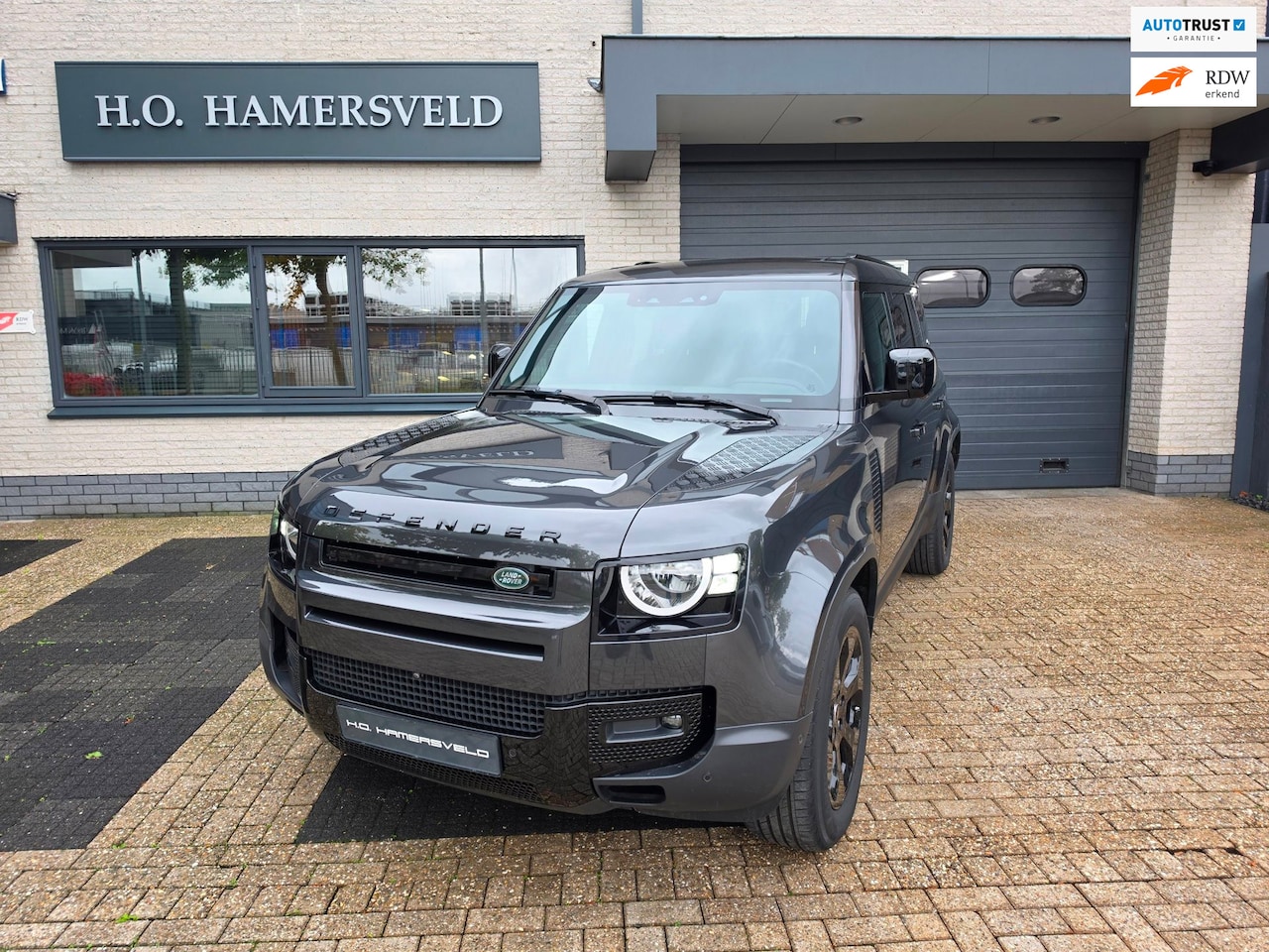 Land Rover Defender 110 - 2.0 P400e 110 SE 2.0 P400e 110 SE - AutoWereld.nl