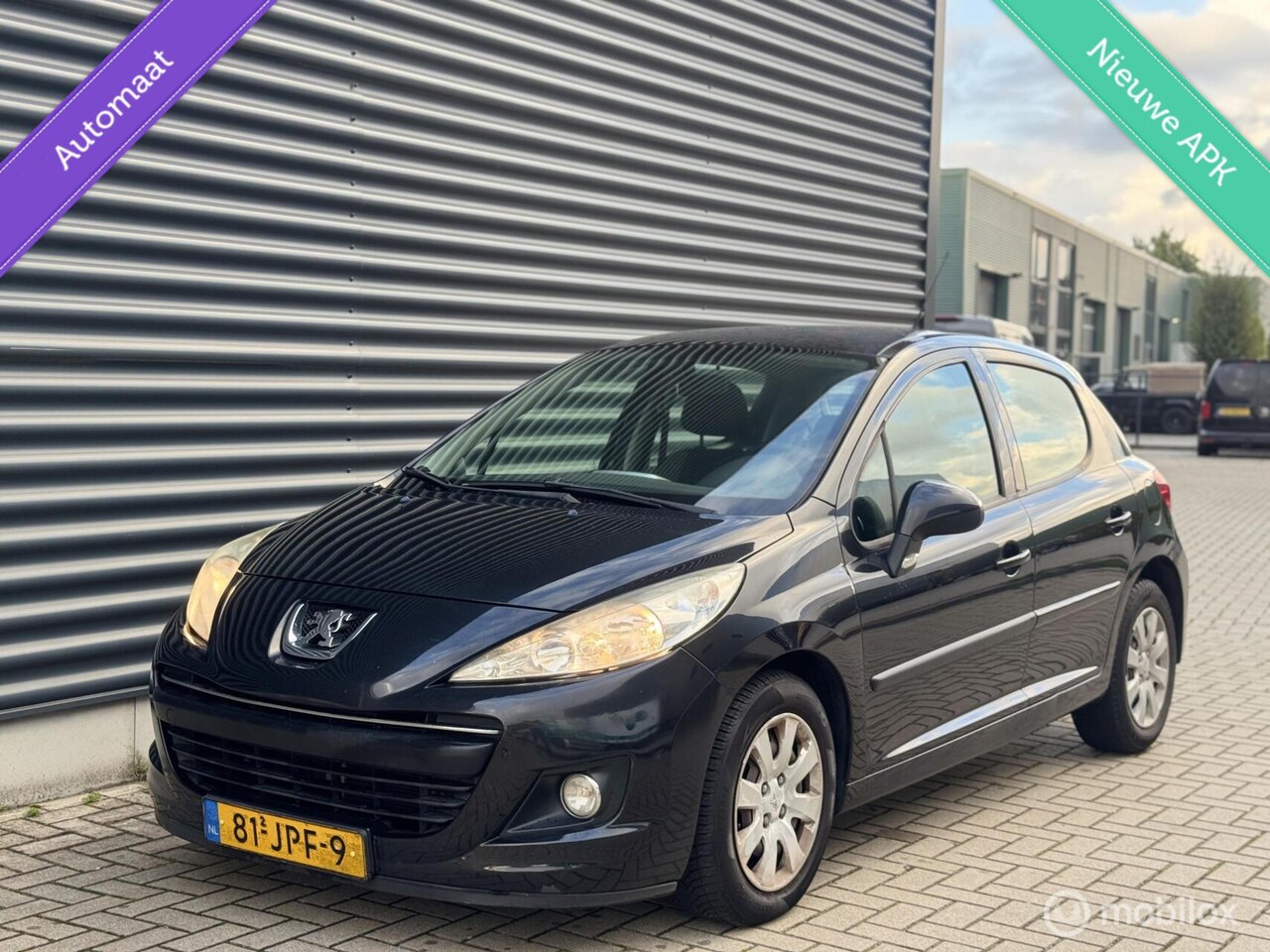 Peugeot 207 - 1.4 X-line / Automaat /Sport Flippers / cruisecontrol - AutoWereld.nl