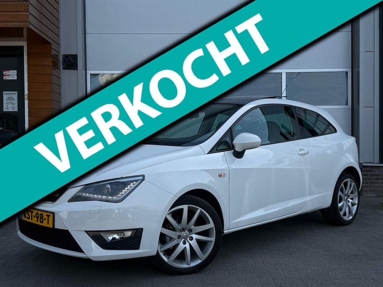 SEAT Ibiza SC - 1.2 TSI FR XENON/PANO/CLIMATE/CRUISE/NW KETTING - AutoWereld.nl