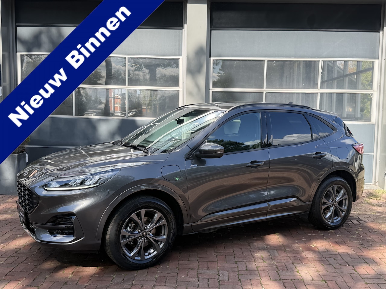 Ford Kuga - 2.5 PHEV ST-Line X Plug-in Hybride ST-lijn | ex Bpm | LED adaptief | Elek.klep | Sleutelvr - AutoWereld.nl