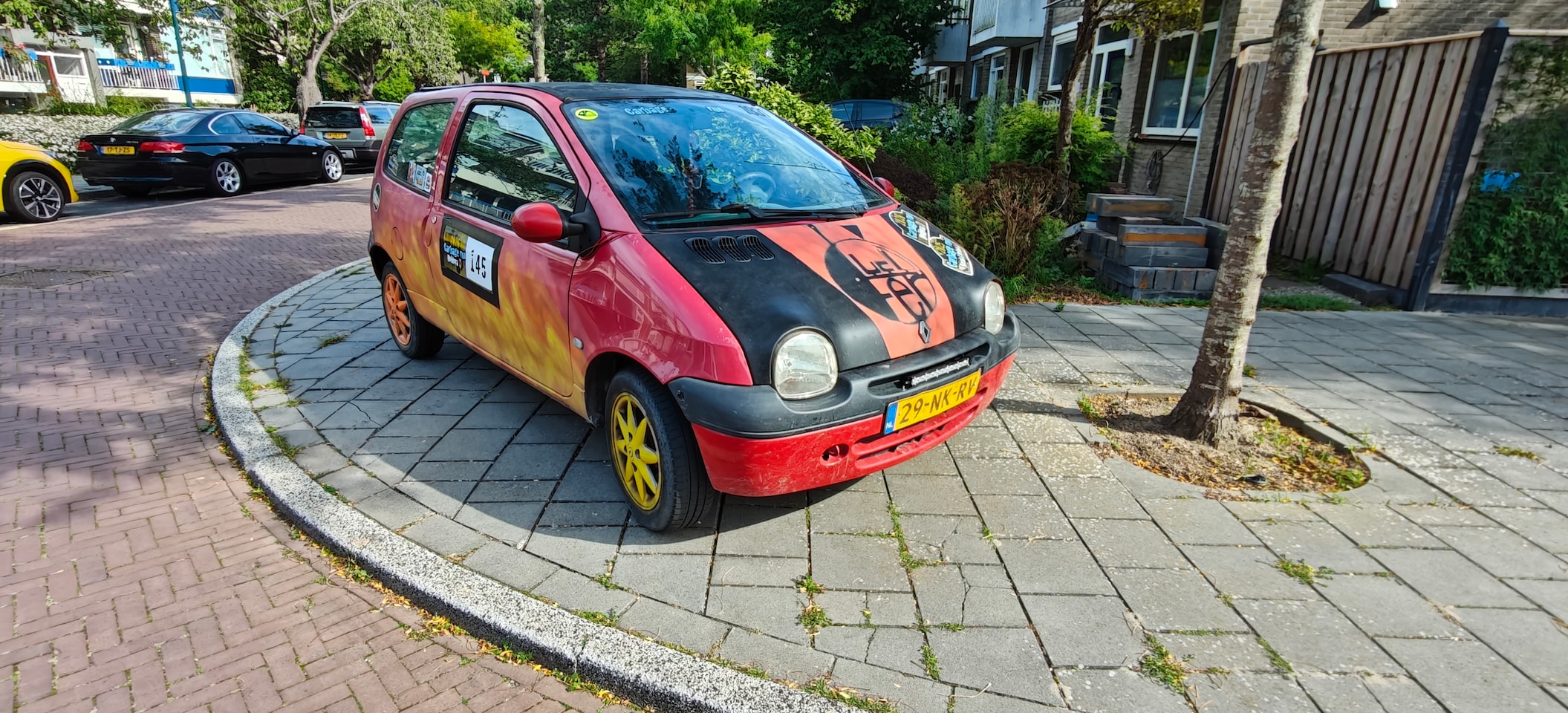 Renault Twingo - 1.2 Emotion - AutoWereld.nl