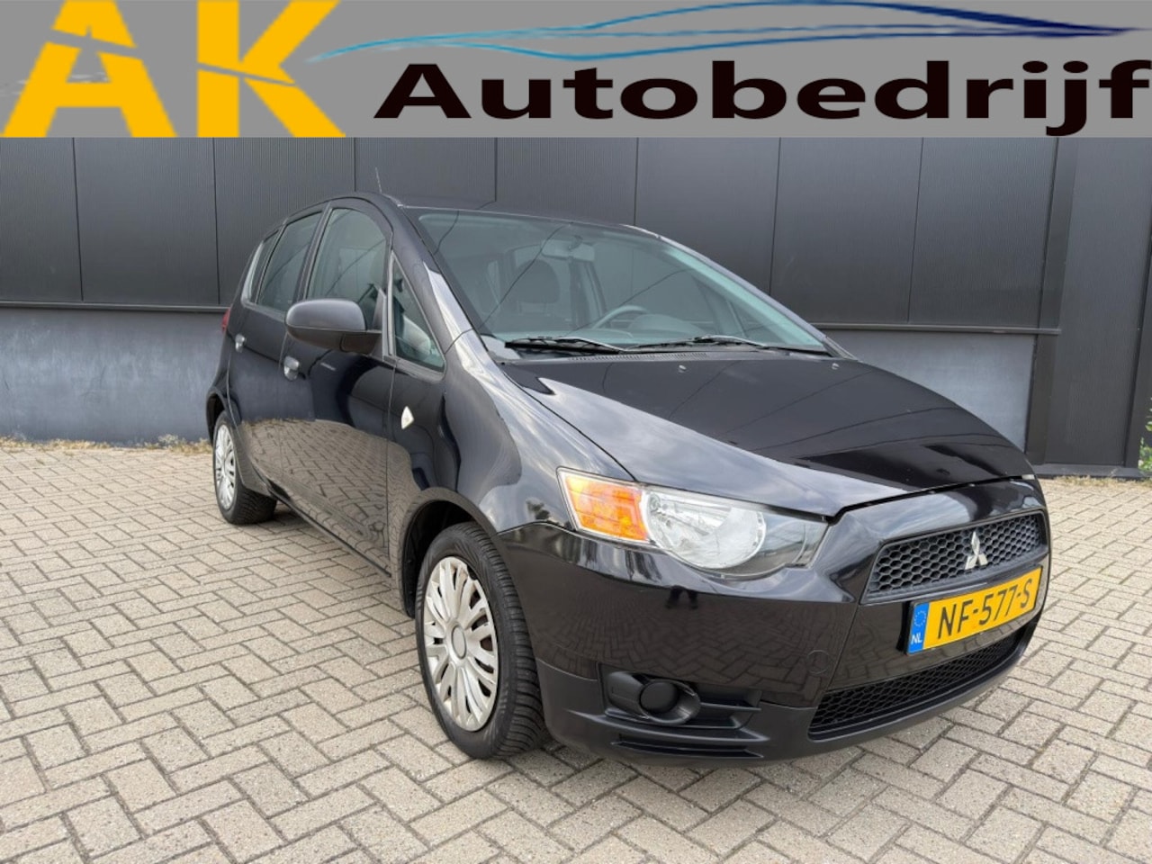 Mitsubishi Colt - 1.1 Inform 1.1 Inform - AutoWereld.nl